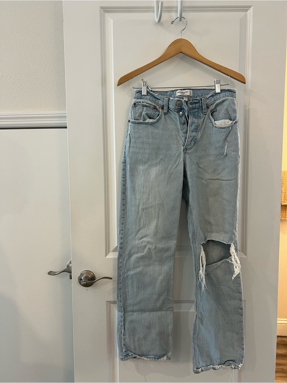 Abercrombie & Fitch Curve Love 90s Baggy Midrise Jean